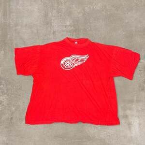 Majestic Detroit Red Wings Logo Graphic T-Shirt